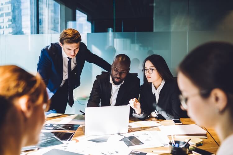 Training Customer Relationship Management