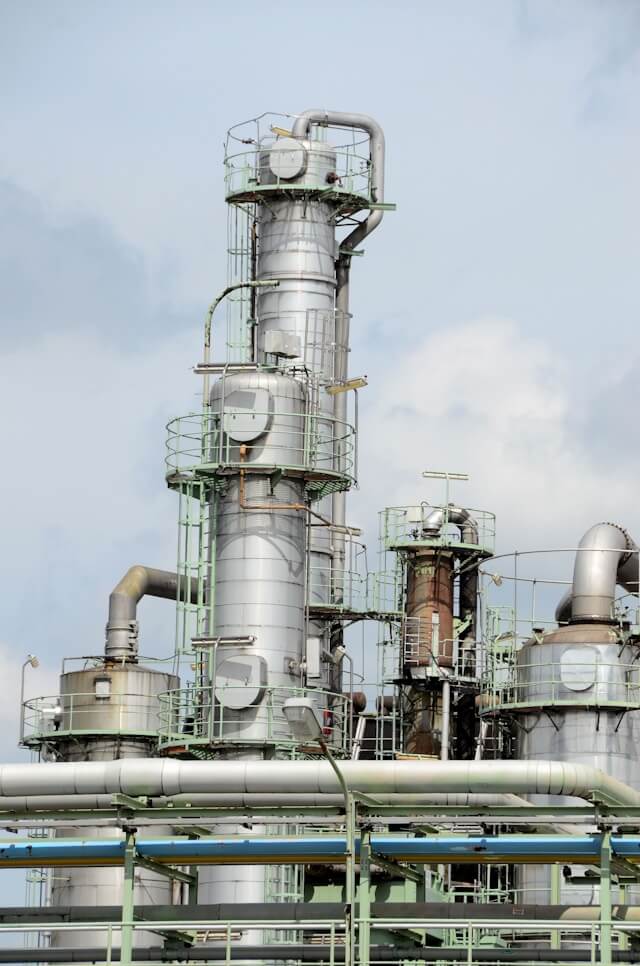LIQUEFIED NATURAL GAS